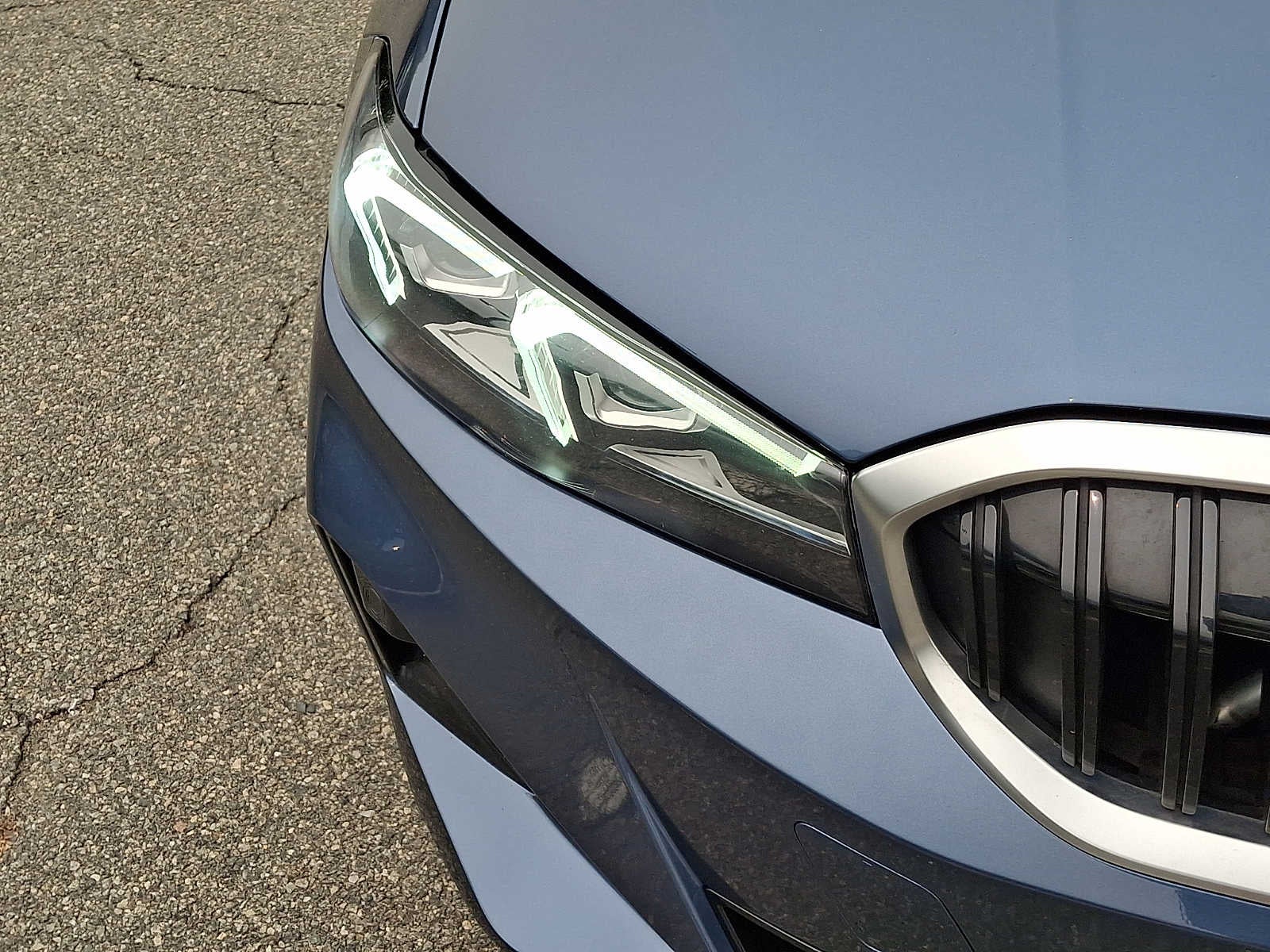 2025 BMW 3 Series 330i xDrive Sedan