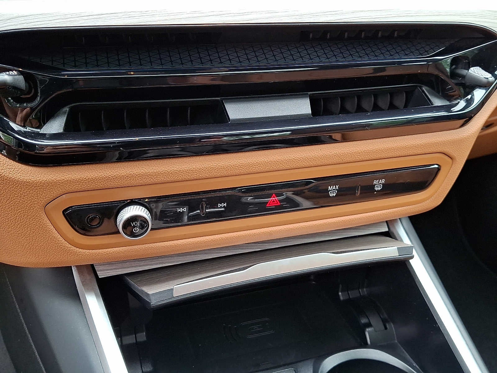 2025 BMW 3 Series 330i xDrive Sedan