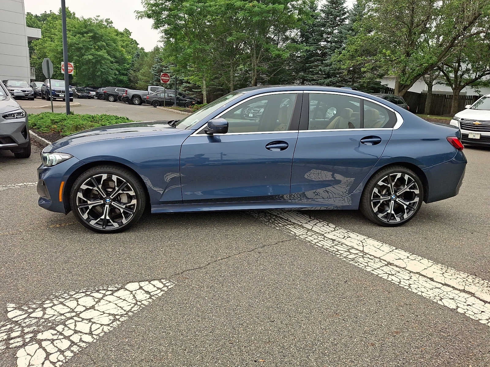 2025 BMW 3 Series 330i xDrive Sedan