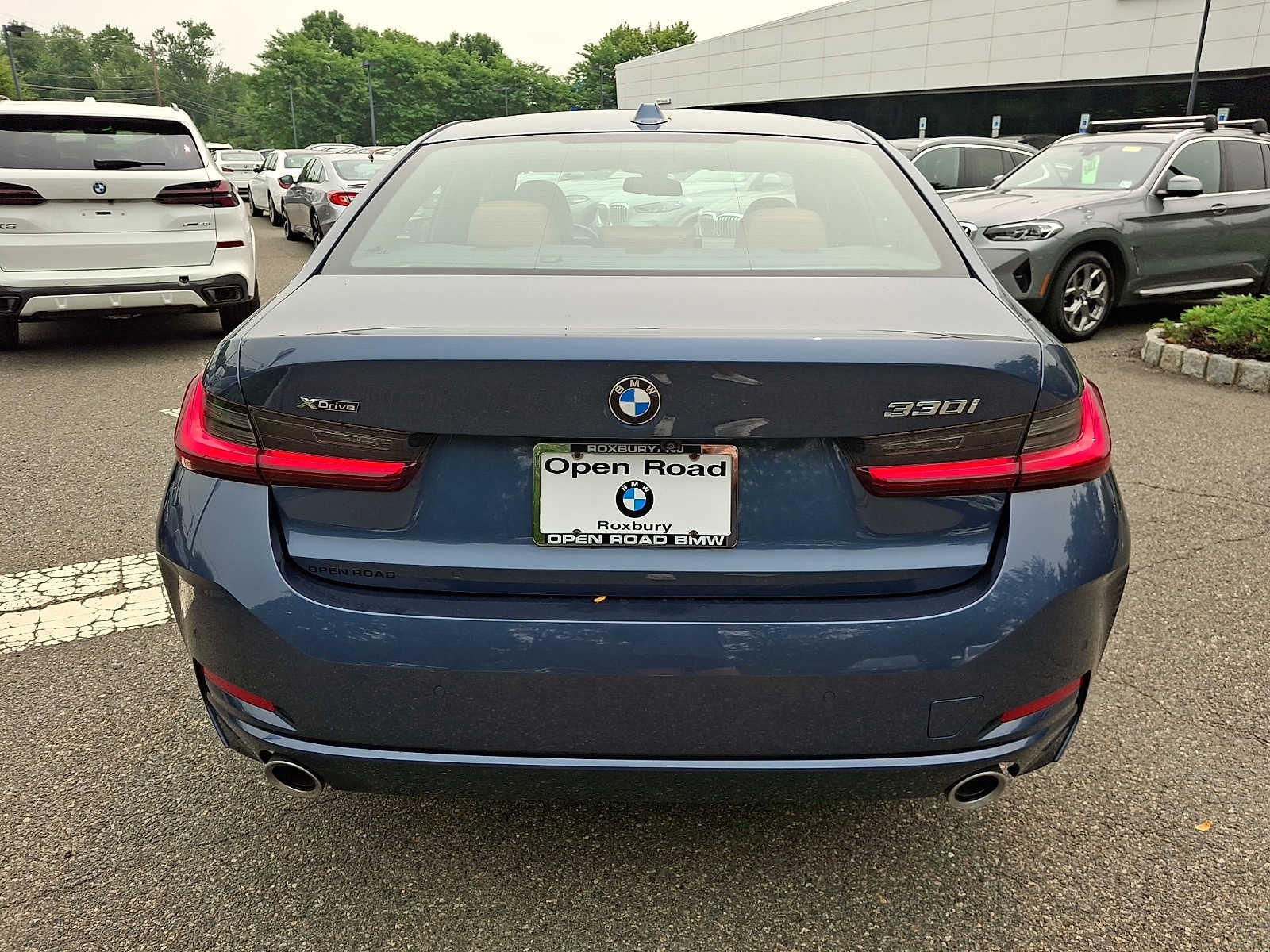 2025 BMW 3 Series 330i xDrive Sedan
