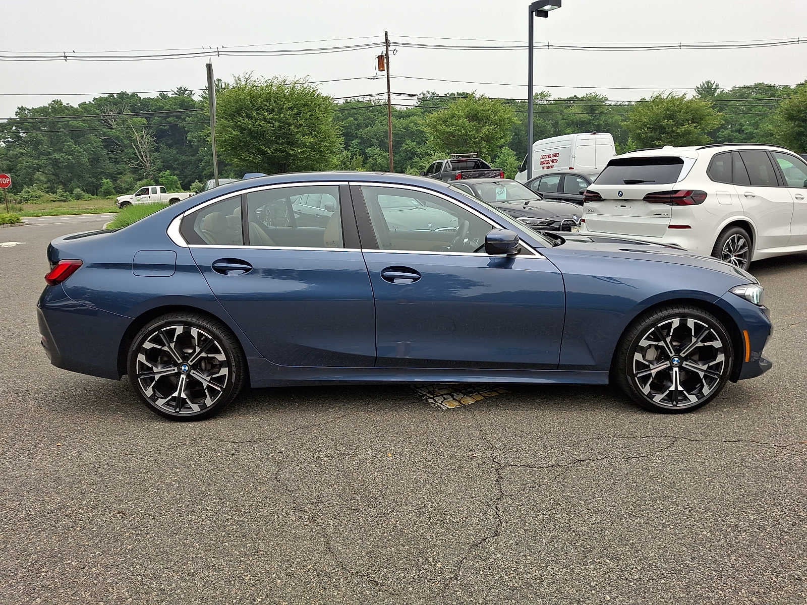 2025 BMW 3 Series 330i xDrive Sedan