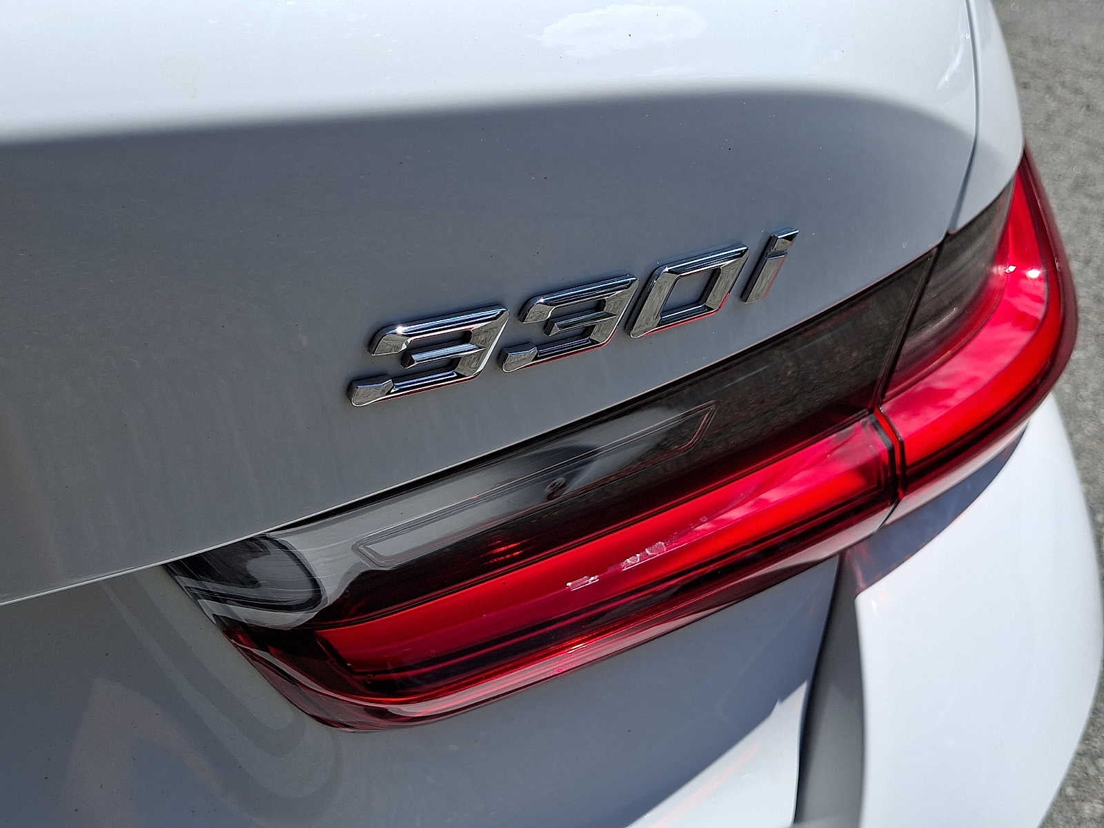 2025 BMW 3 Series 330i xDrive Sedan