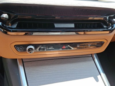 2025 BMW 3 Series 330i xDrive Sedan