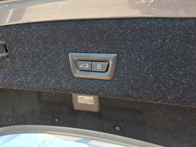 2025 BMW 3 Series 330i xDrive Sedan