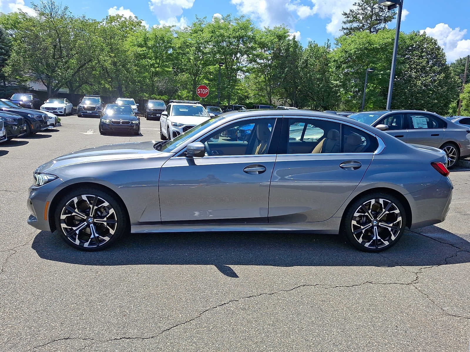2025 BMW 3 Series 330i xDrive Sedan