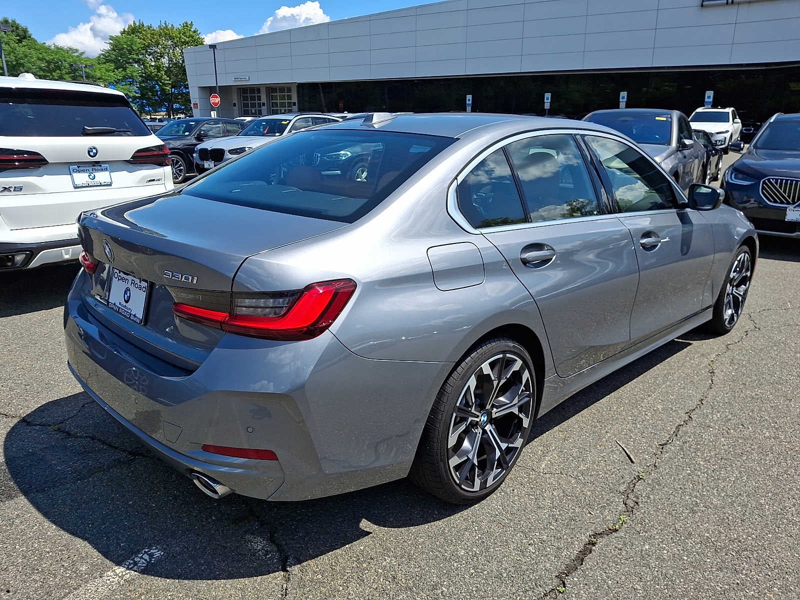 2025 BMW 3 Series 330i xDrive Sedan