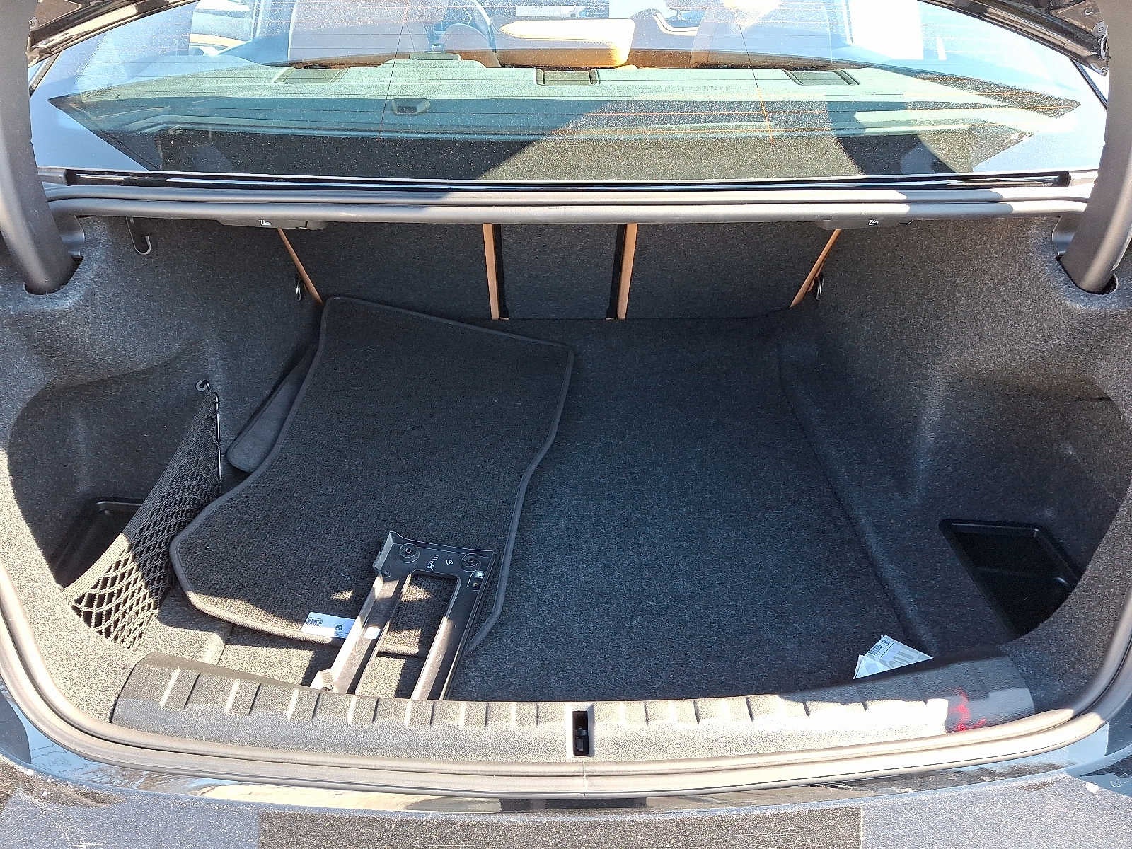 2025 BMW 3 Series 330i xDrive Sedan