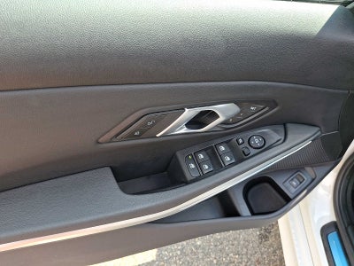 2025 BMW 3 Series 330i xDrive Sedan