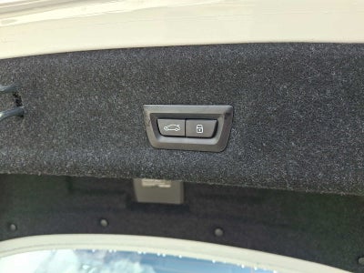 2025 BMW 3 Series 330i xDrive Sedan