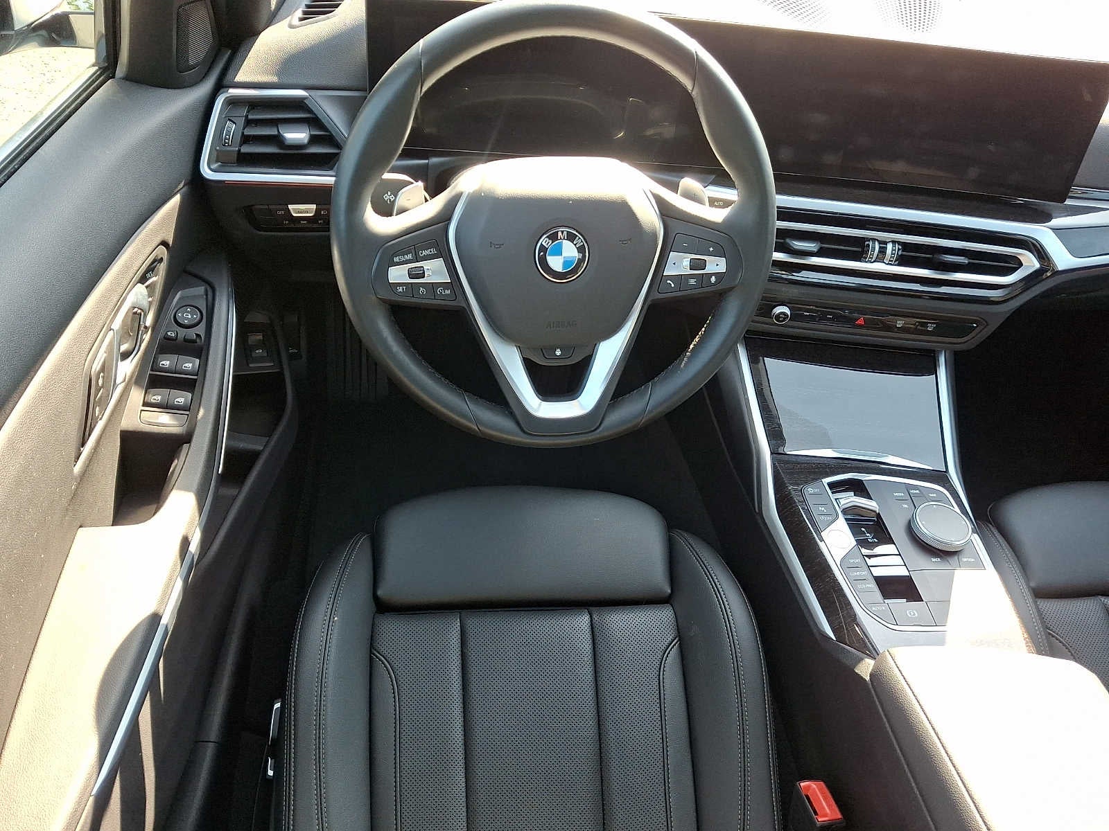 2024 BMW 3 Series 330i xDrive Sedan
