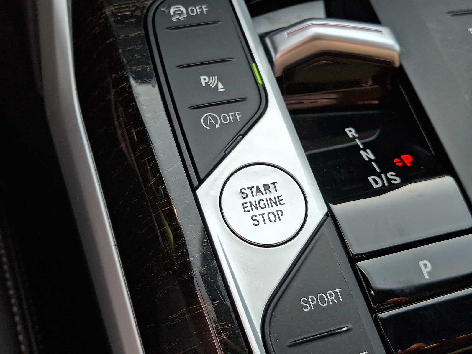 2024 BMW 3 Series 330i xDrive Sedan
