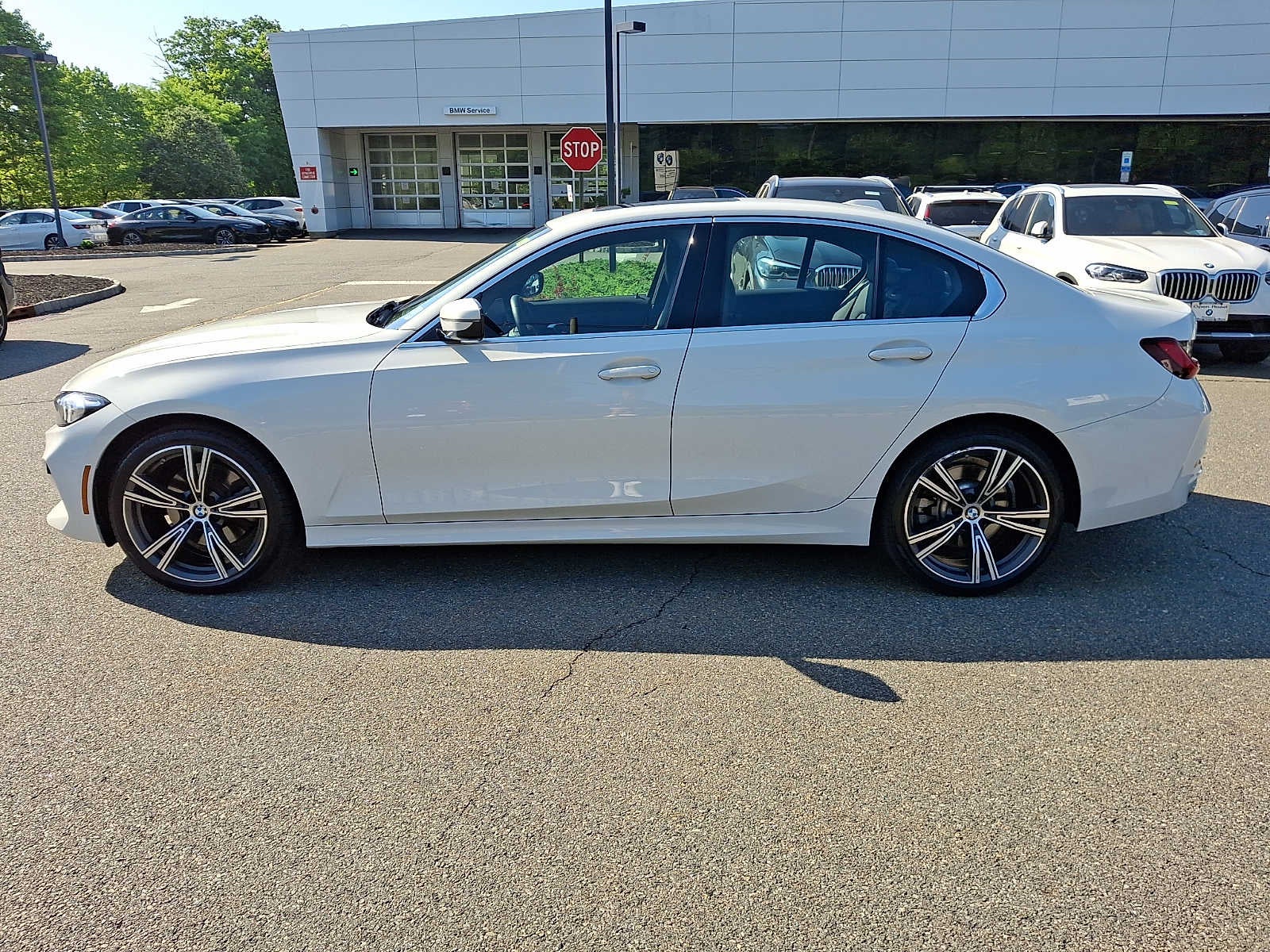 2024 BMW 3 Series 330i xDrive Sedan