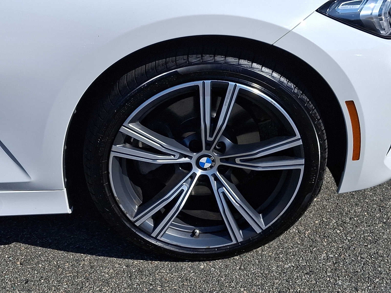 2024 BMW 3 Series 330i xDrive Sedan