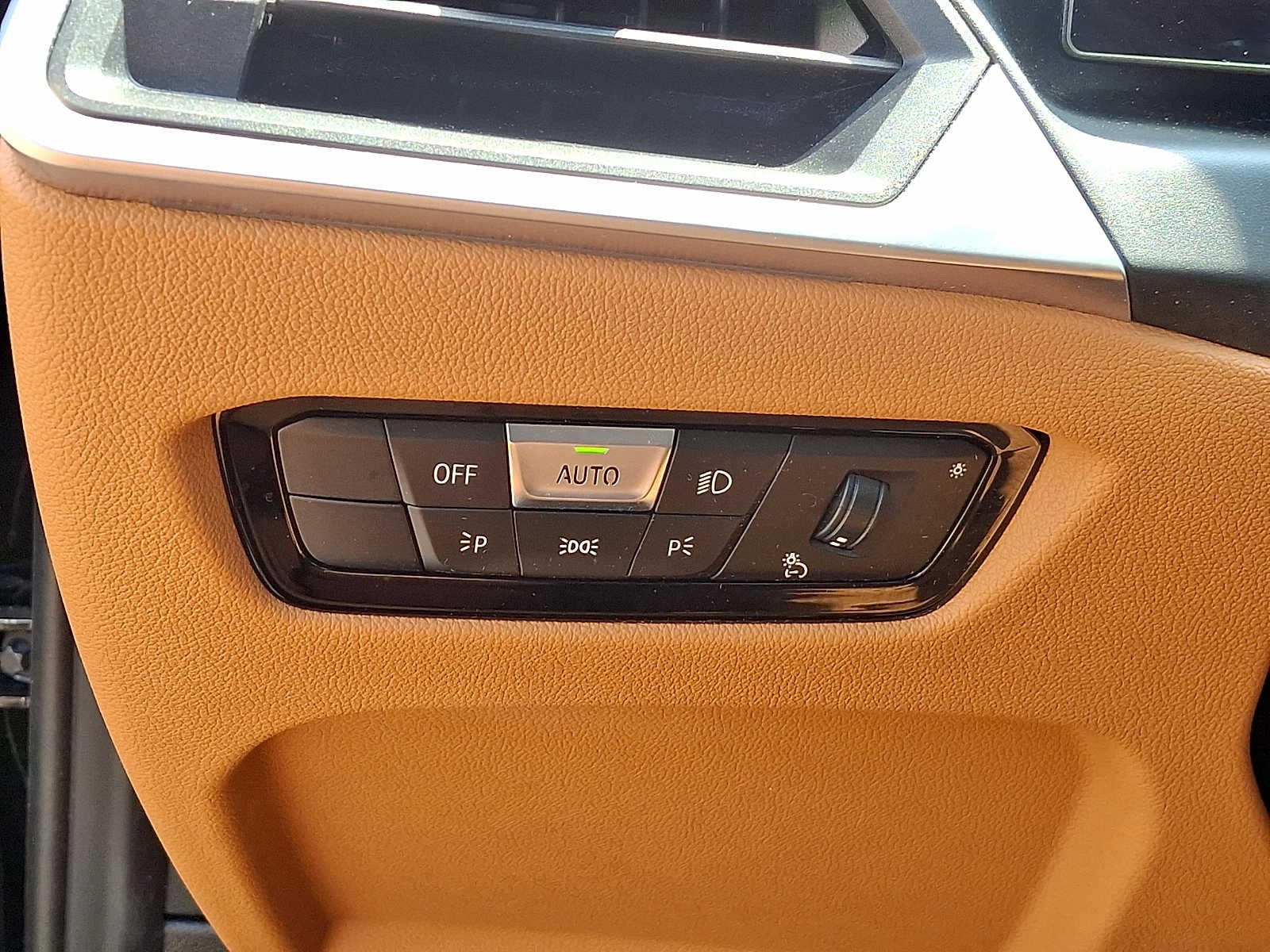 2024 BMW 3 Series 330i xDrive Sedan