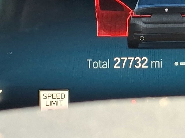 2023 BMW 3 Series 330i xDrive Sedan