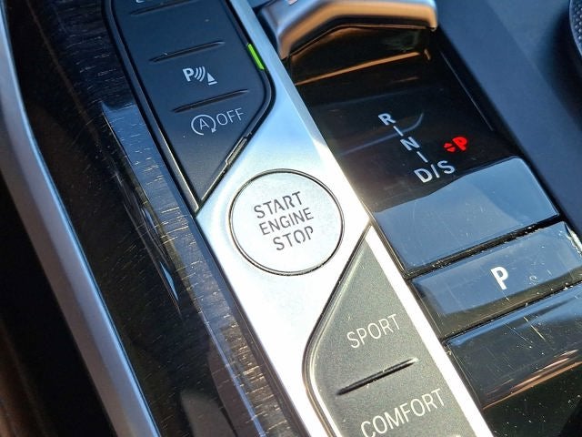 2023 BMW 3 Series 330i xDrive Sedan