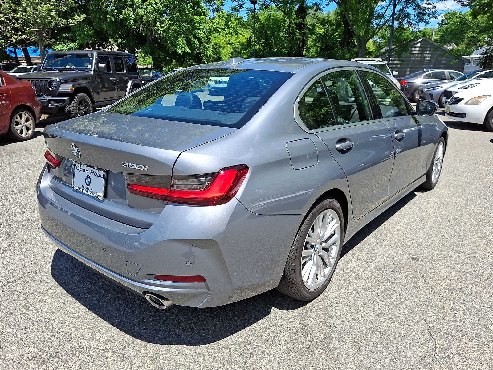 2024 BMW 3 Series 330i xDrive Sedan