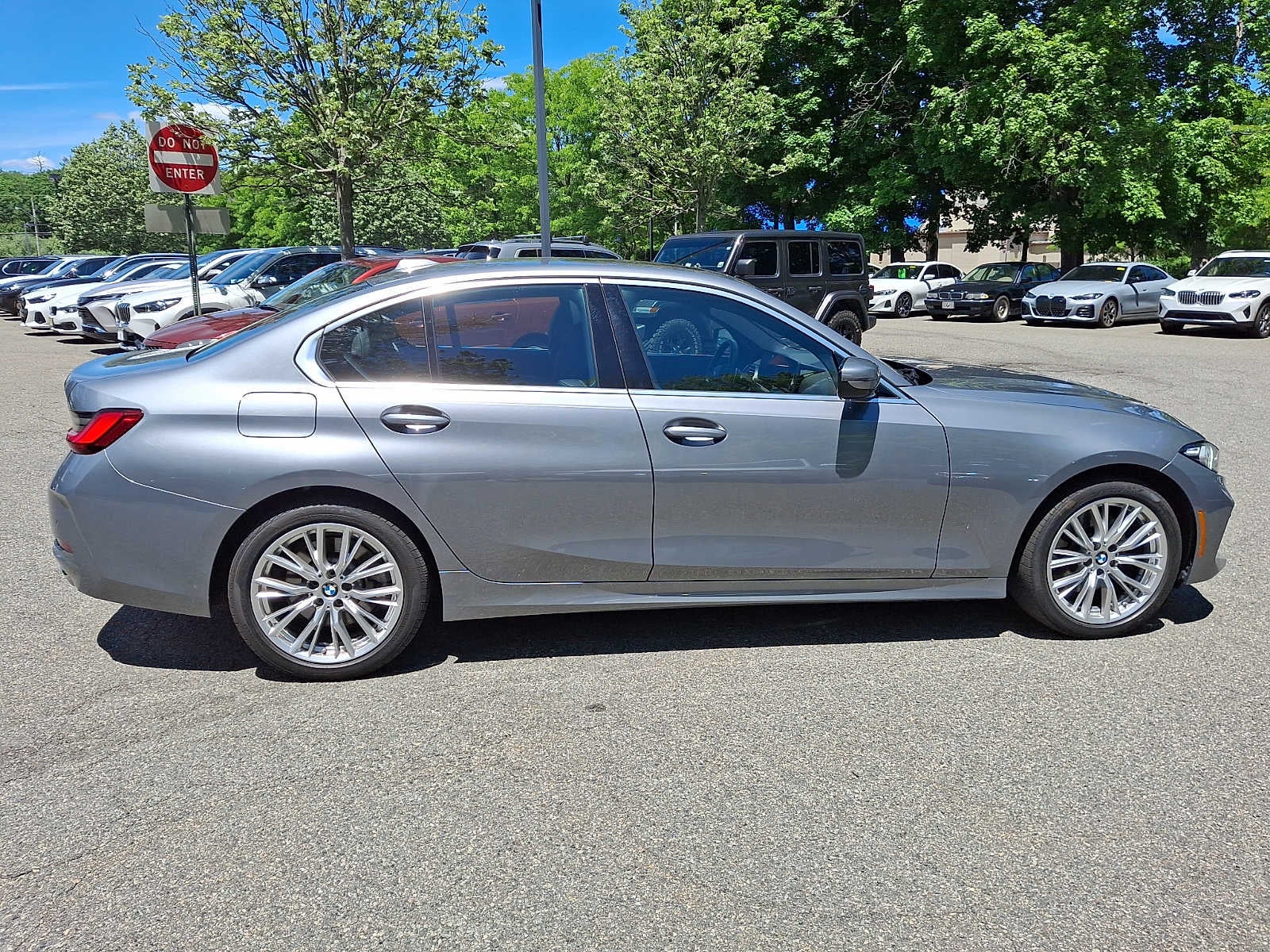 2024 BMW 3 Series 330i xDrive Sedan