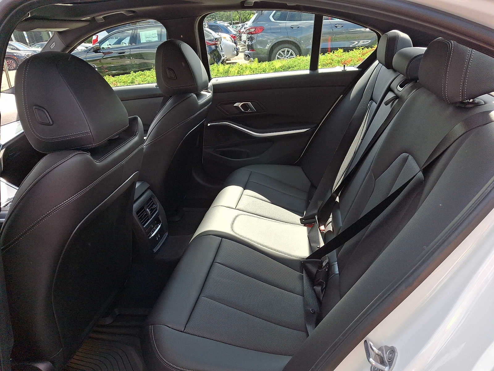 2024 BMW 3 Series 330i xDrive Sedan