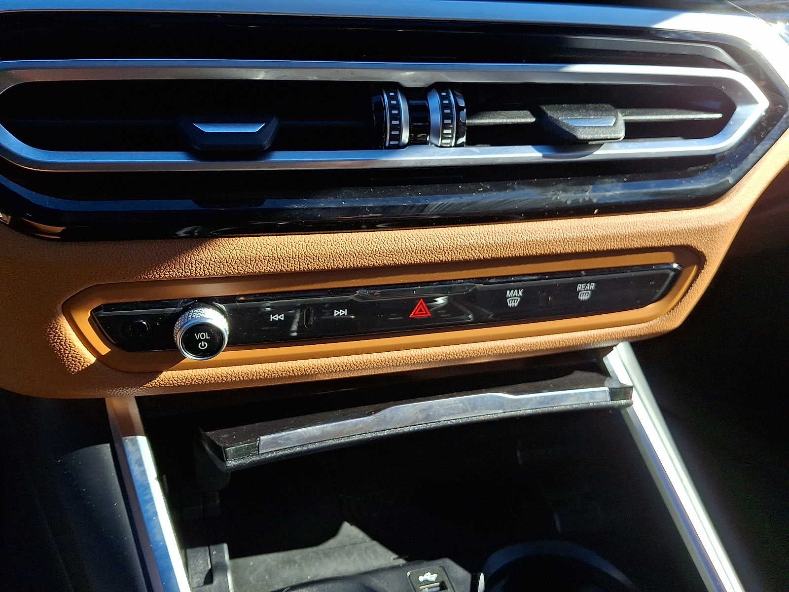 2023 BMW 3 Series 330i xDrive Sedan