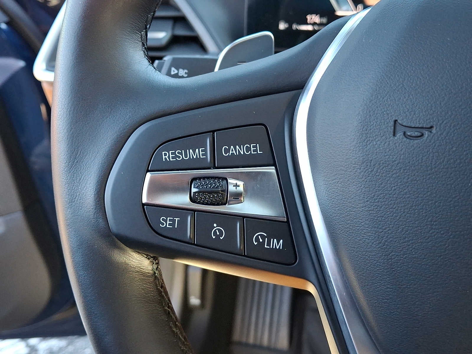 2023 BMW 3 Series 330i xDrive Sedan