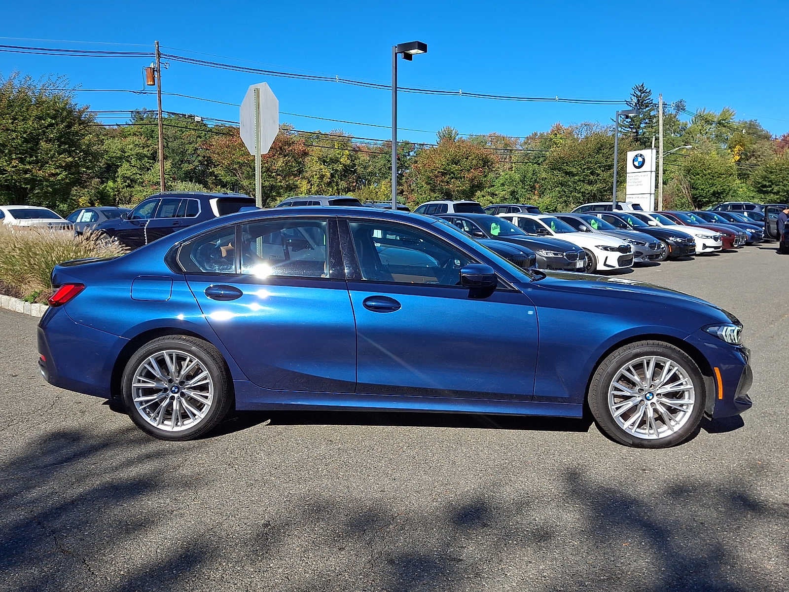 2023 BMW 3 Series 330i xDrive Sedan