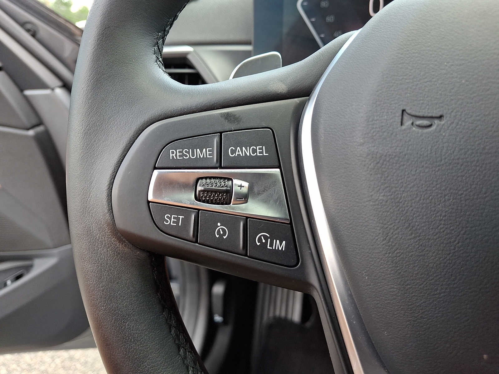 2023 BMW 3 Series 330i xDrive Sedan