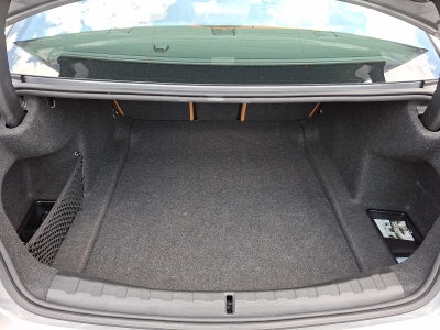 2023 BMW 3 Series 330i xDrive Sedan
