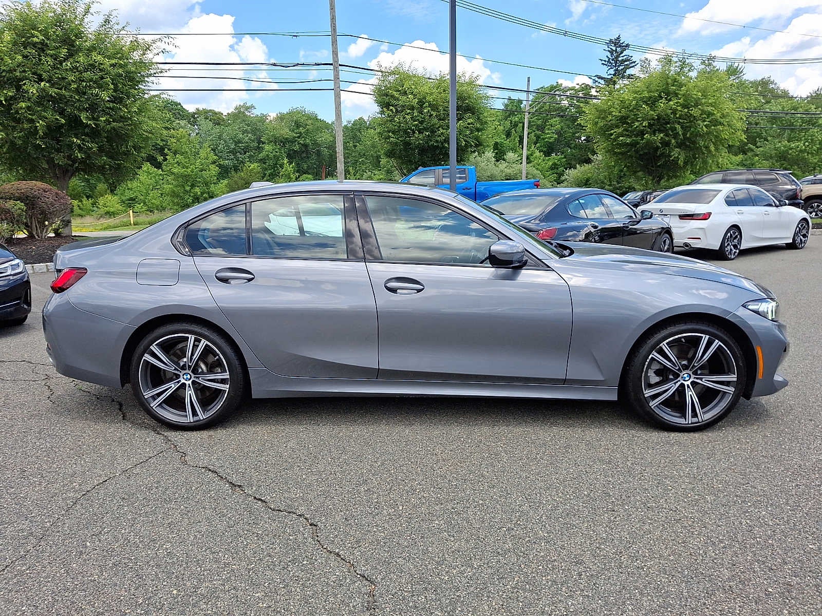 2023 BMW 3 Series 330i xDrive Sedan