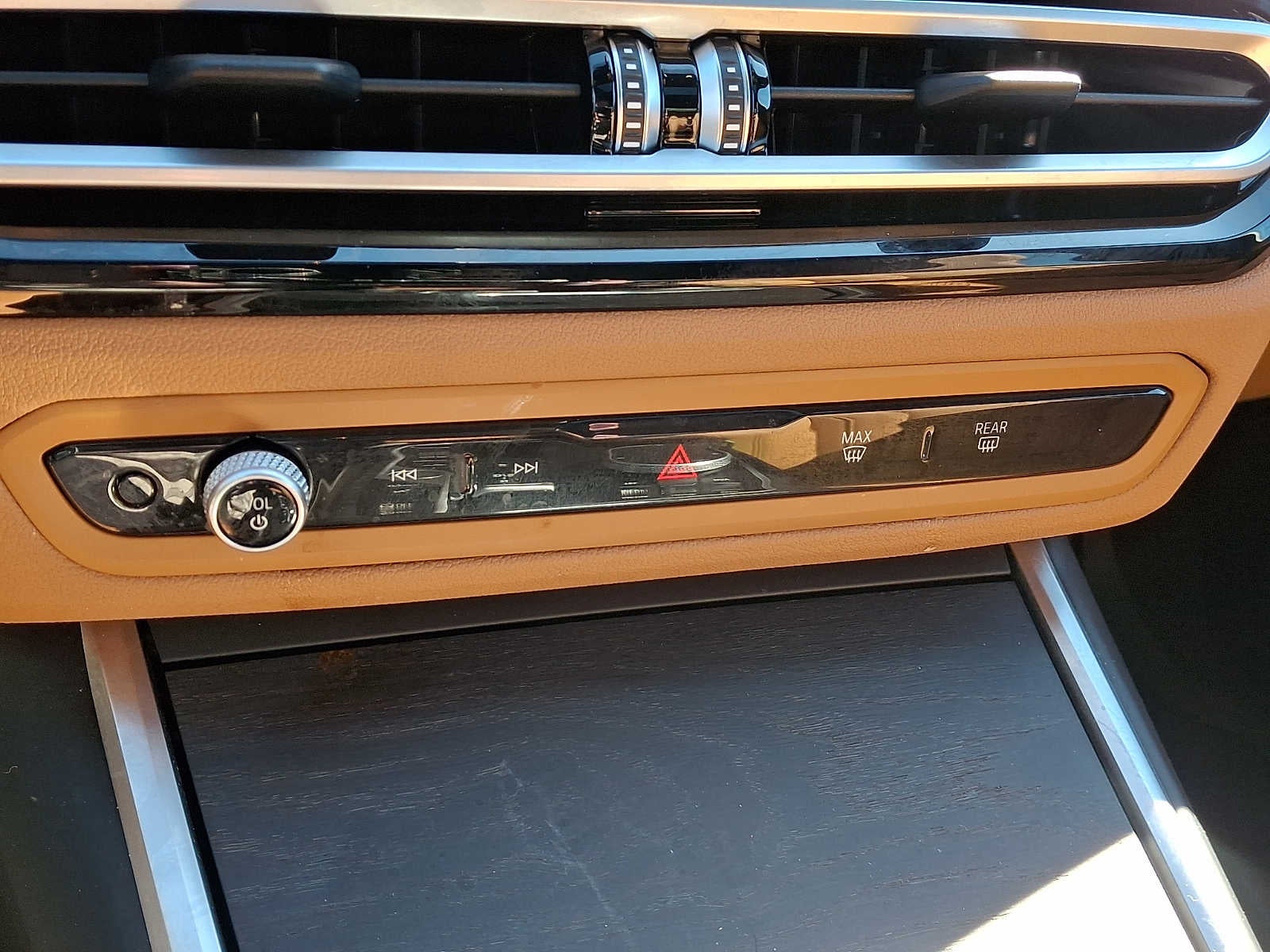 2024 BMW 3 Series 330i xDrive Sedan