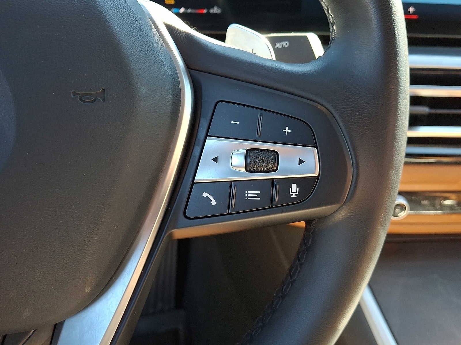 2024 BMW 3 Series 330i xDrive Sedan