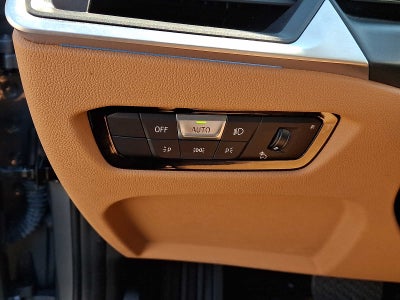 2024 BMW 3 Series 330i xDrive Sedan
