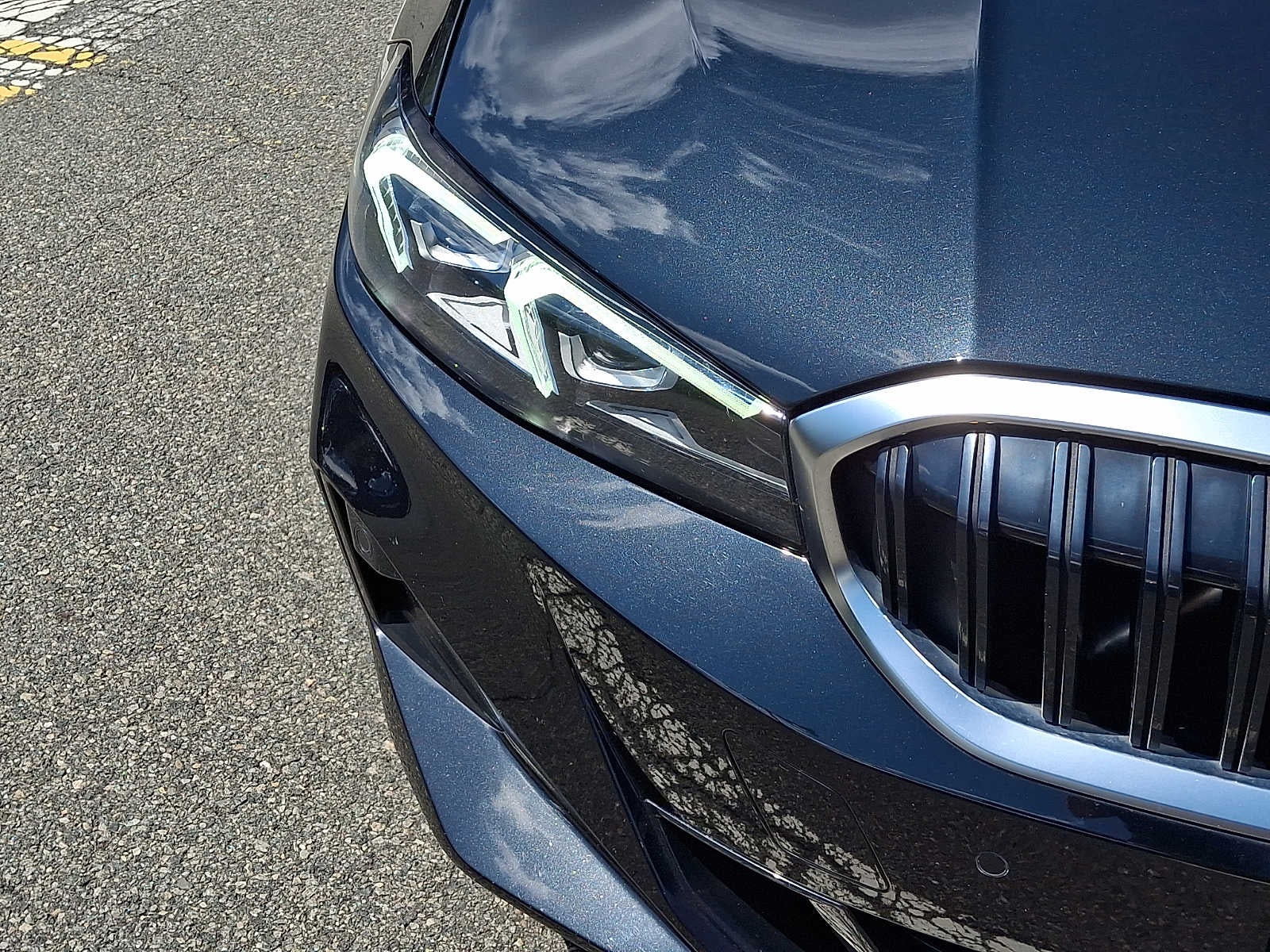 2024 BMW 3 Series 330i xDrive Sedan