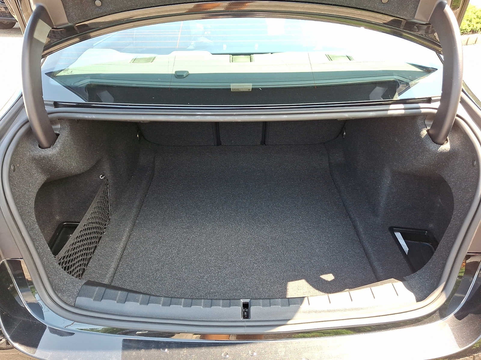 2024 BMW 3 Series 330i xDrive Sedan