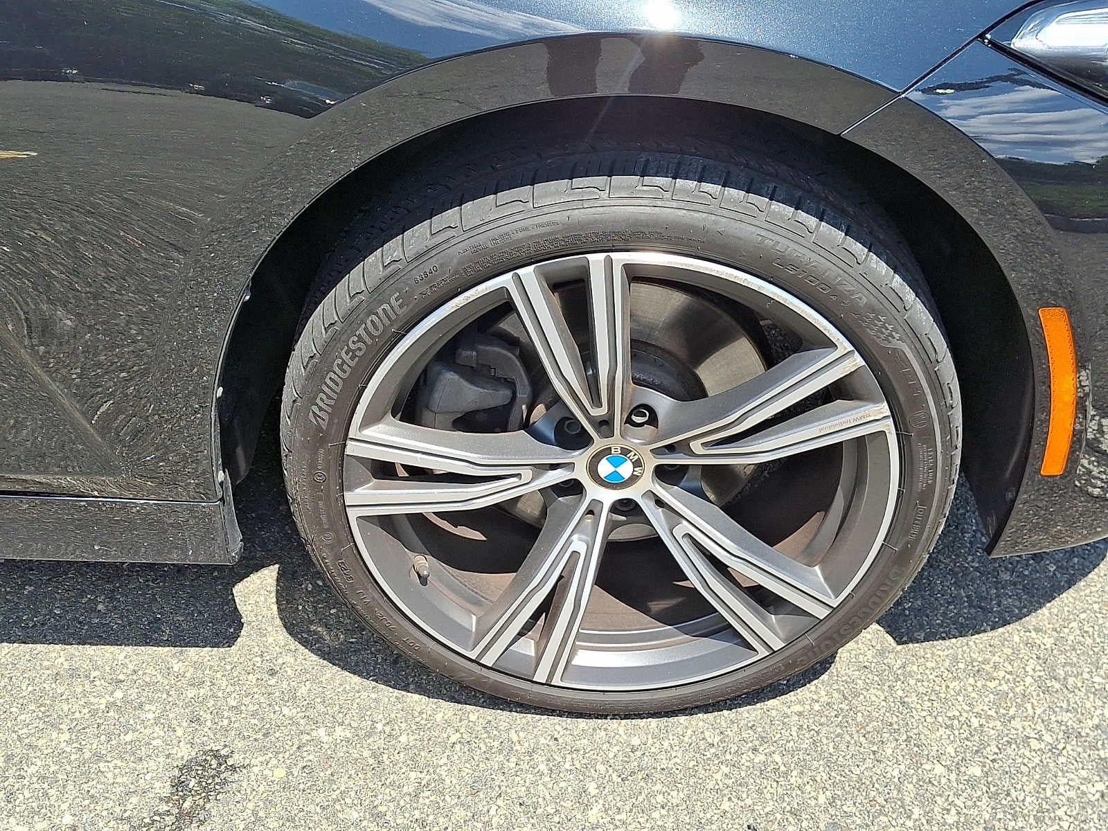 2024 BMW 3 Series 330i xDrive Sedan