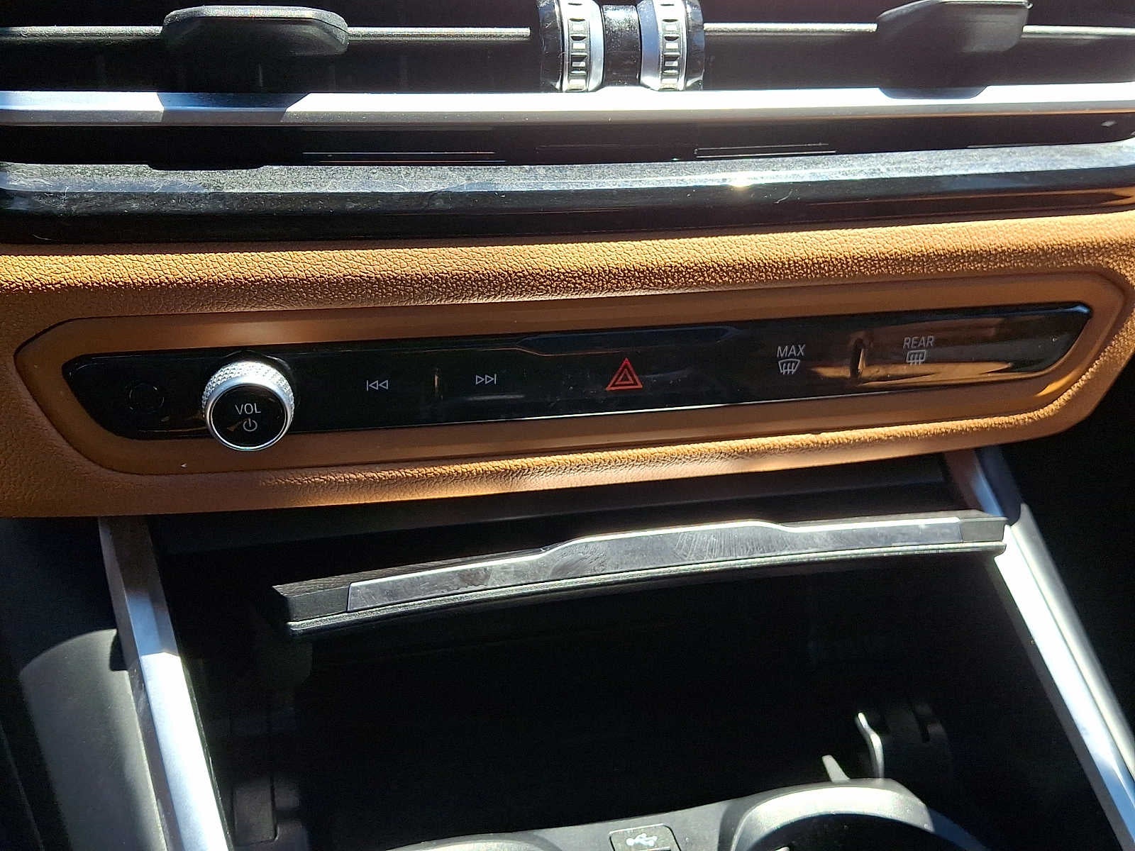 2023 BMW 3 Series 330i xDrive Sedan