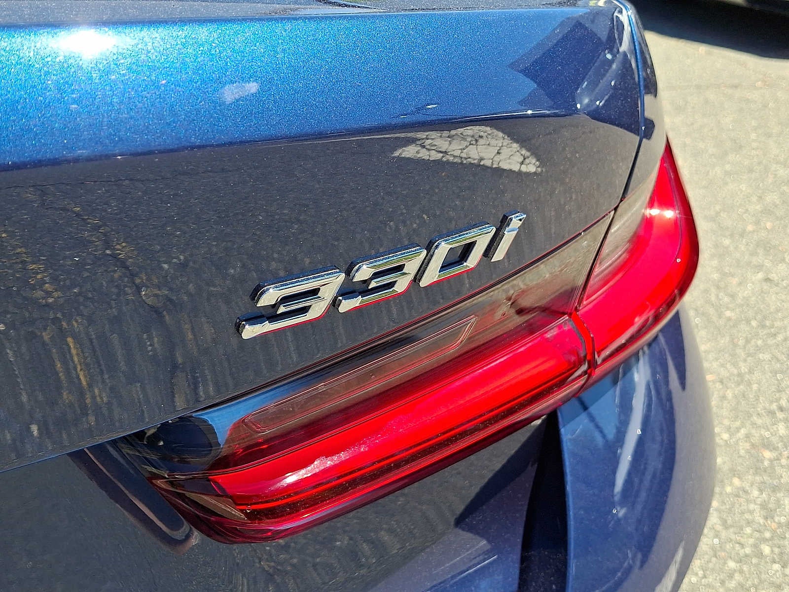 2023 BMW 3 Series 330i xDrive Sedan