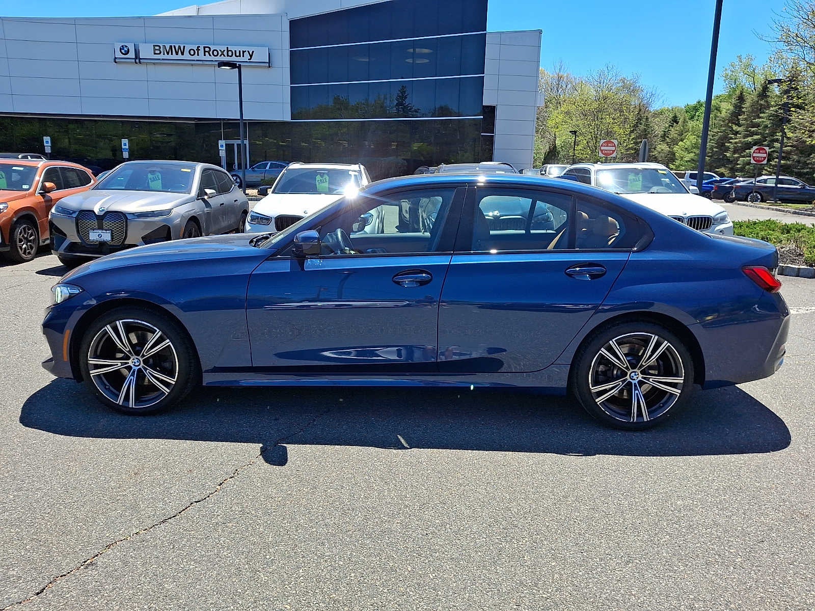 2023 BMW 3 Series 330i xDrive Sedan