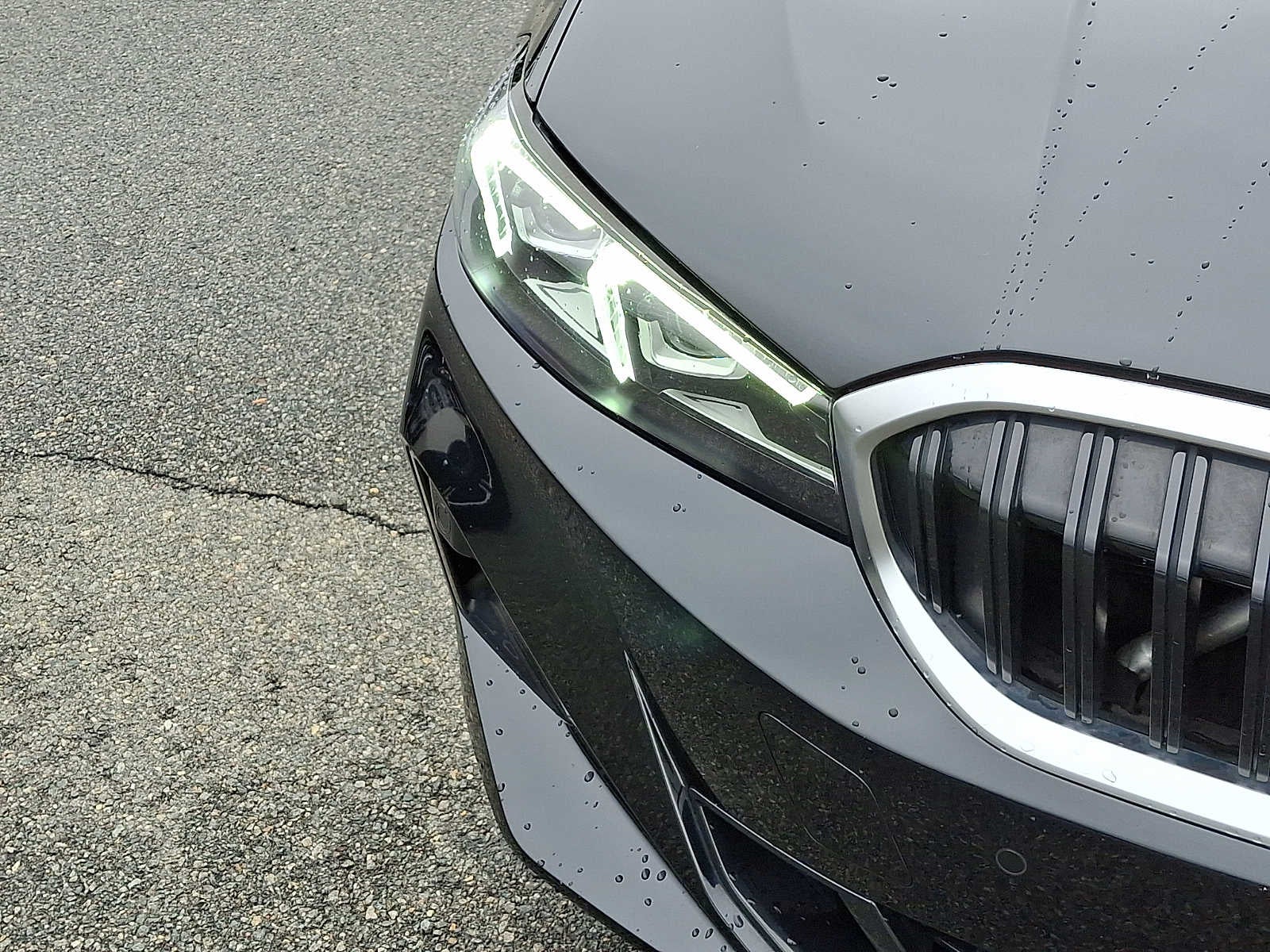 2024 BMW 3 Series 330i xDrive Sedan