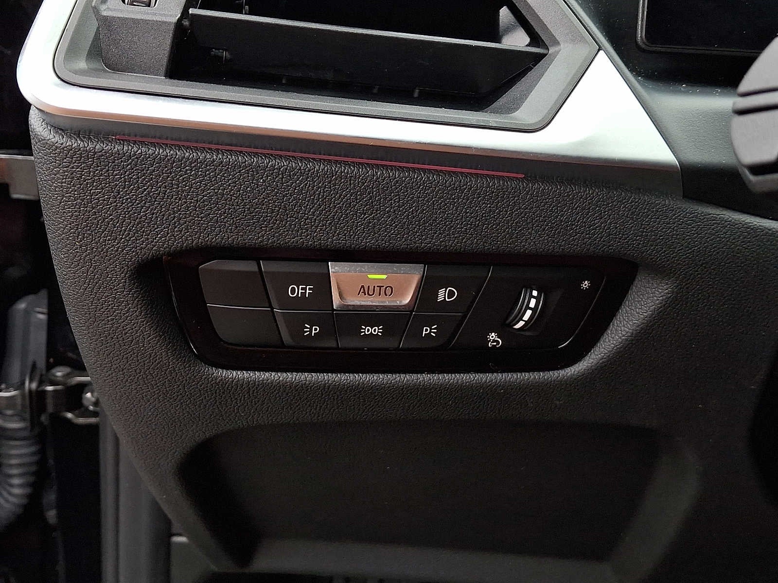 2024 BMW 3 Series 330i xDrive Sedan