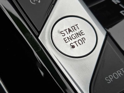 2023 BMW 3 Series 330i xDrive Sedan