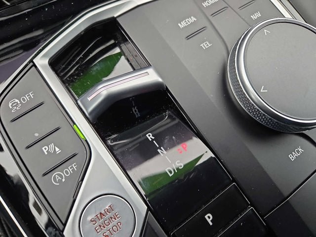 2023 BMW 3 Series 330i xDrive Sedan