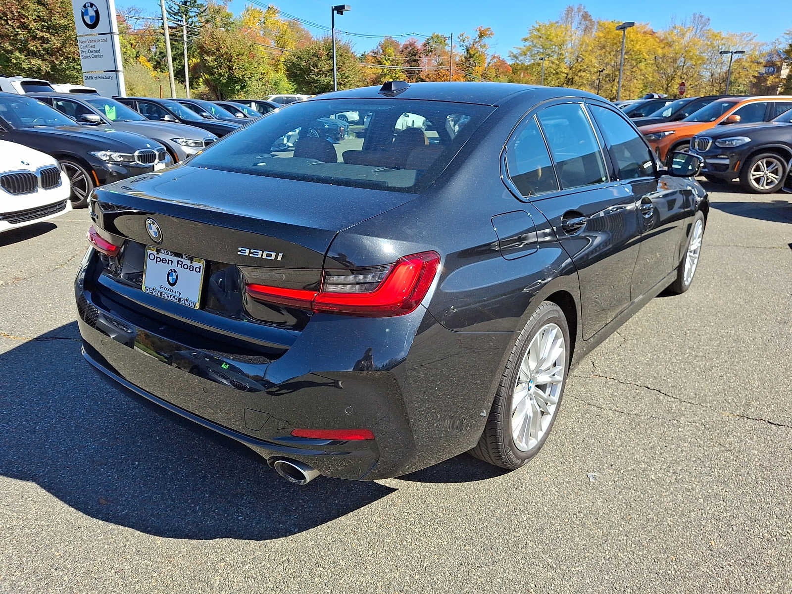 2023 BMW 3 Series 330i xDrive Sedan