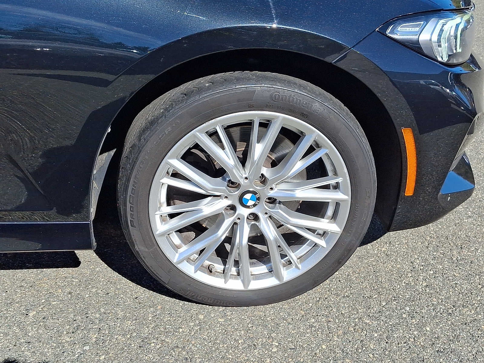 2023 BMW 3 Series 330i xDrive Sedan
