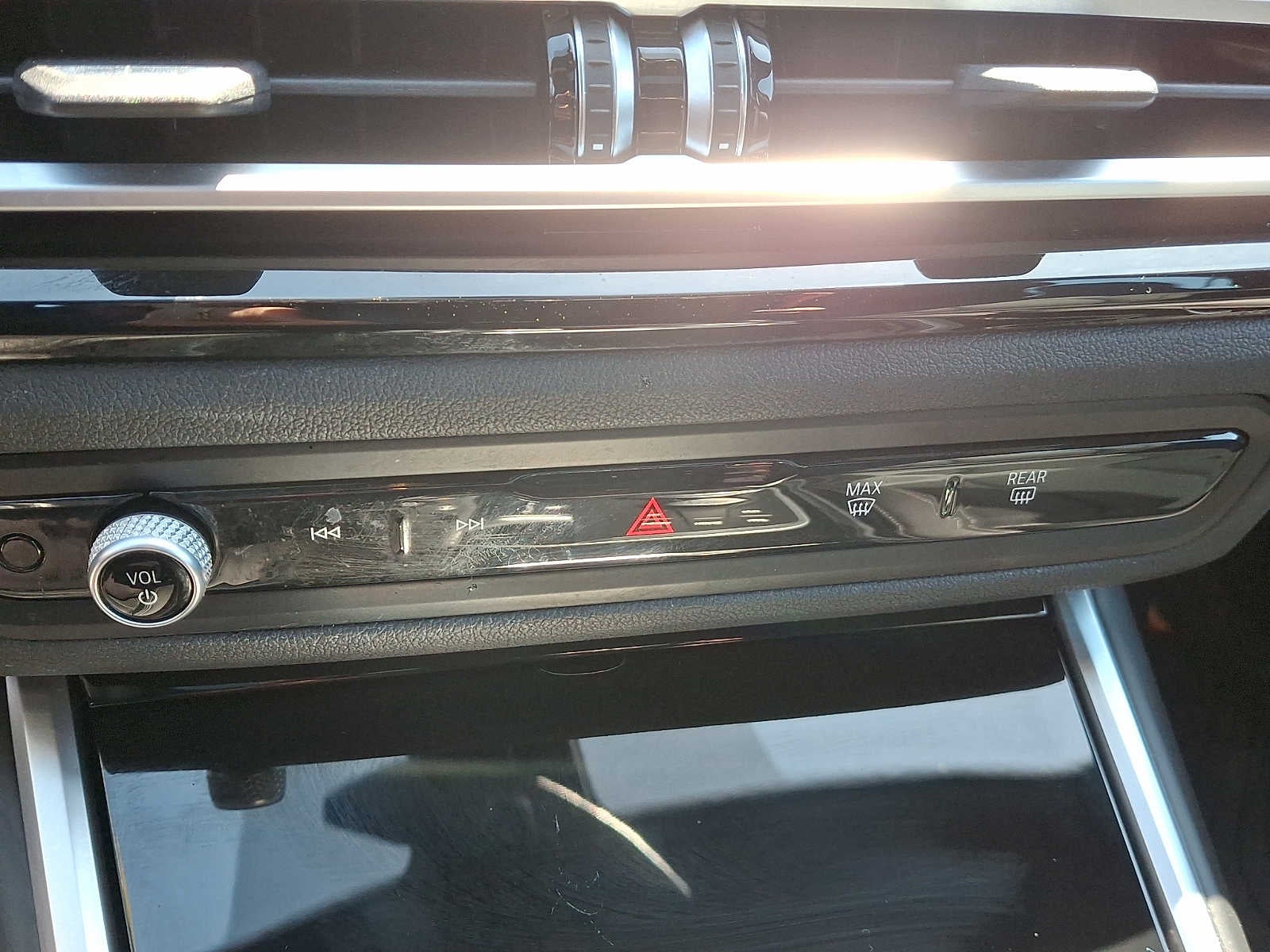 2023 BMW 3 Series 330i xDrive Sedan