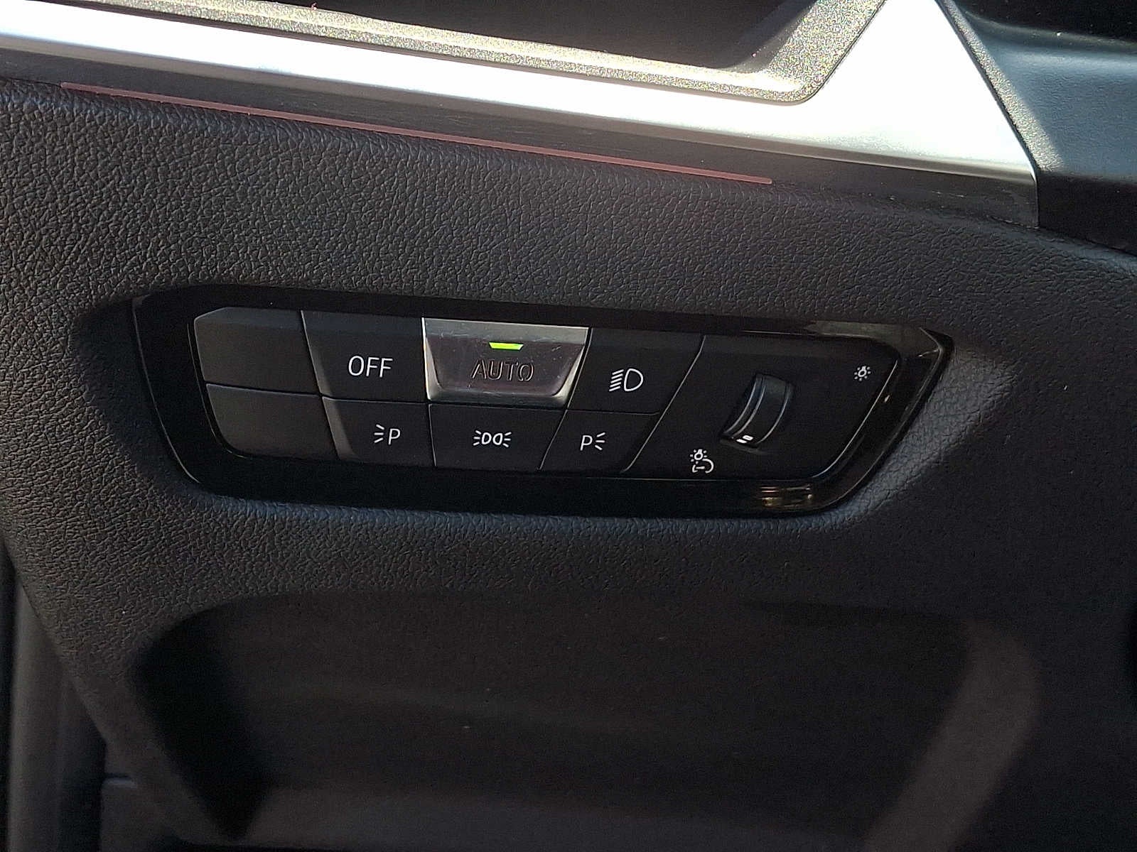 2023 BMW 3 Series 330i xDrive Sedan