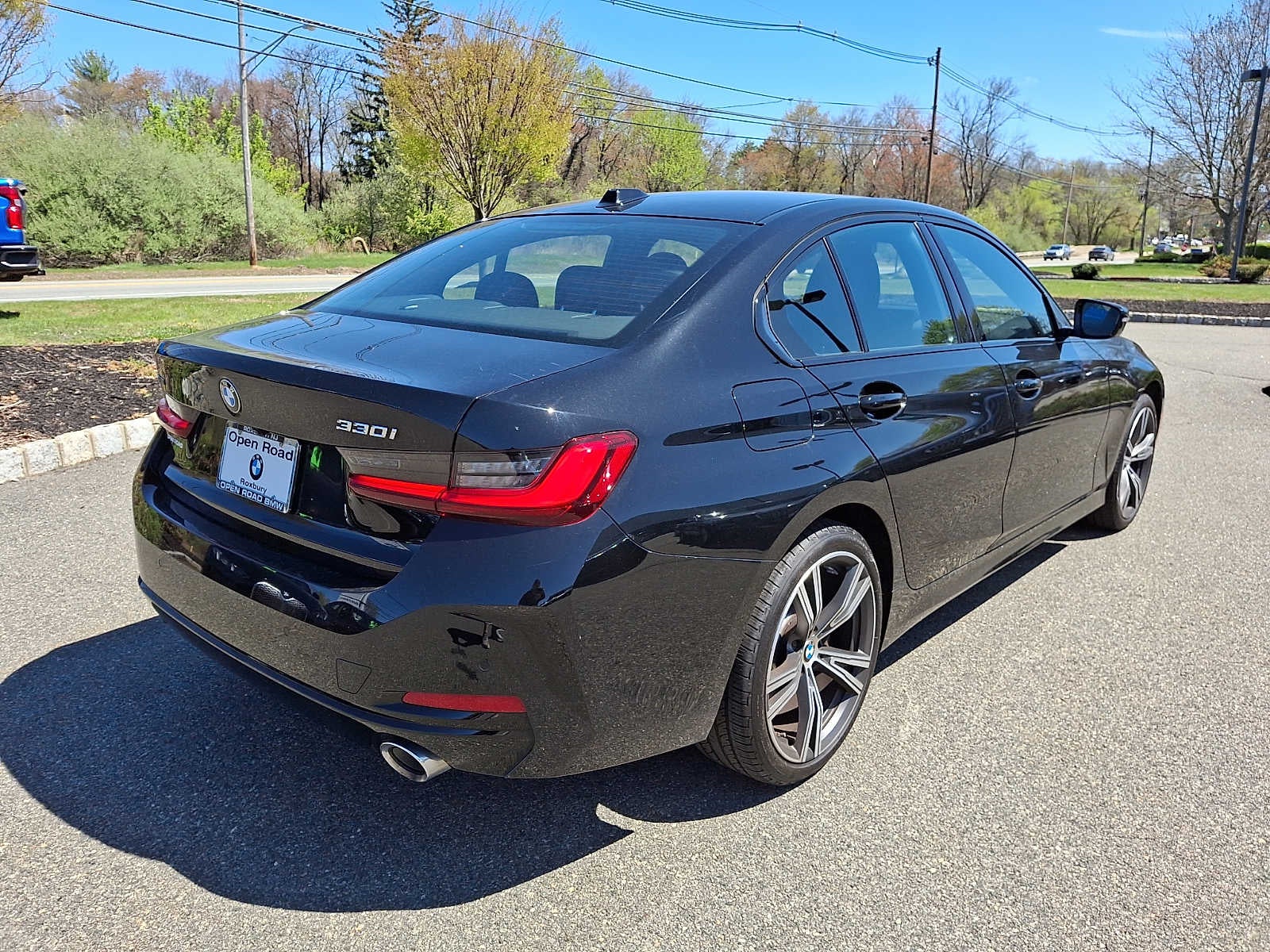 2023 BMW 3 Series 330i xDrive Sedan