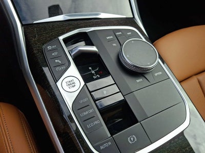 2023 BMW 3 Series 330i xDrive Sedan