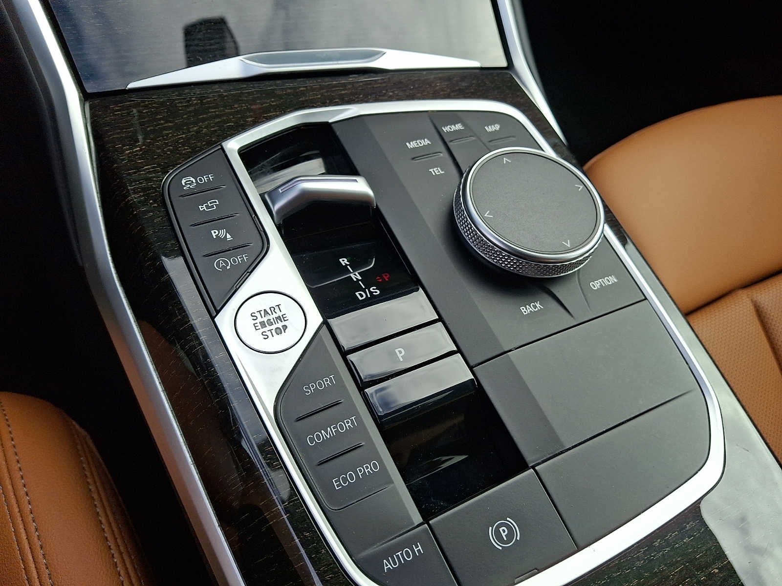 2023 BMW 3 Series 330i xDrive Sedan