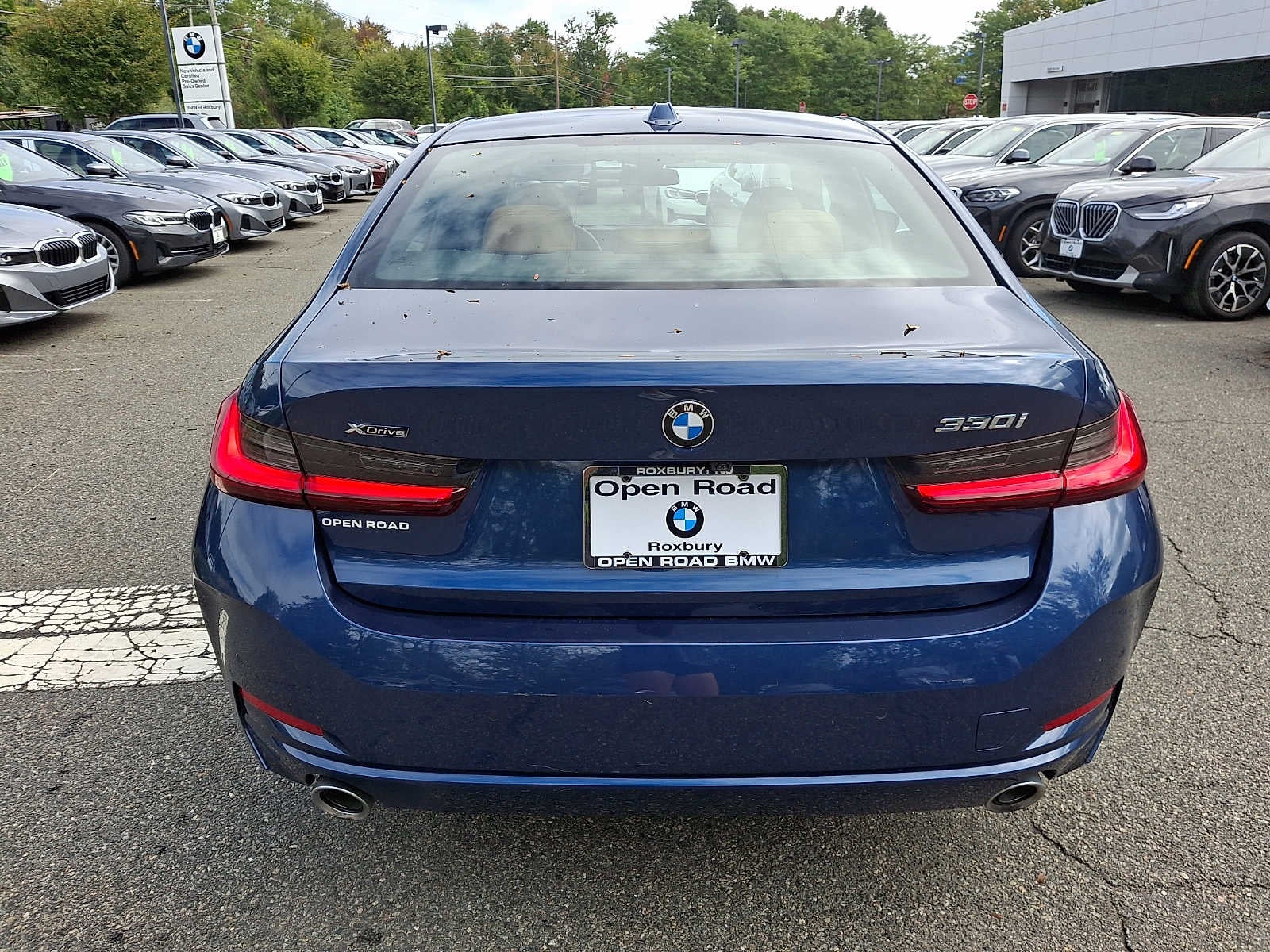 2023 BMW 3 Series 330i xDrive Sedan